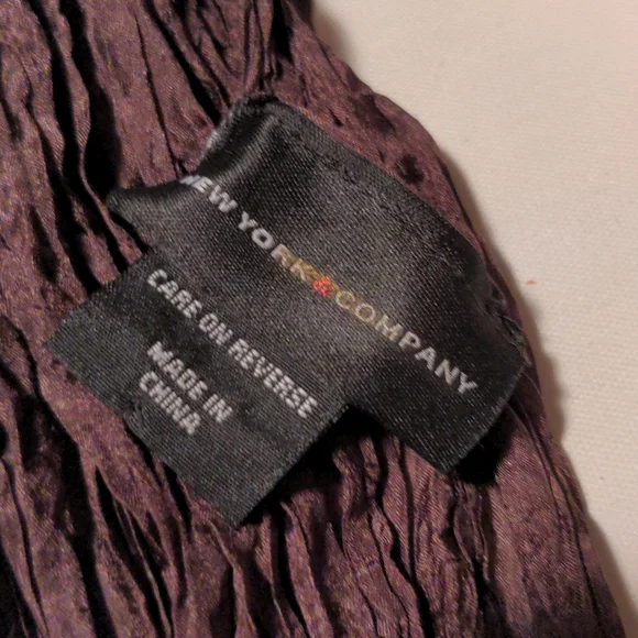 New York & Company 100% Silk 72" Mocha Mousse Crinkle Scandi Scarf 🔥HP 11-19-24 - Picture 2 of 8